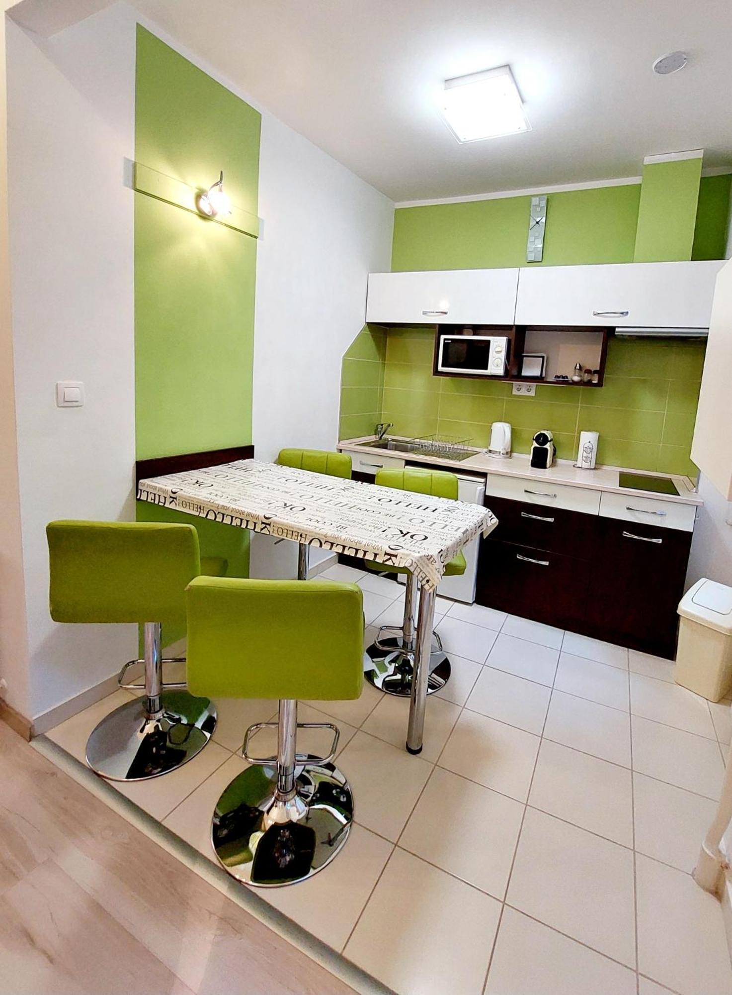 Eoetvoes Apartman Budapesta Exterior foto