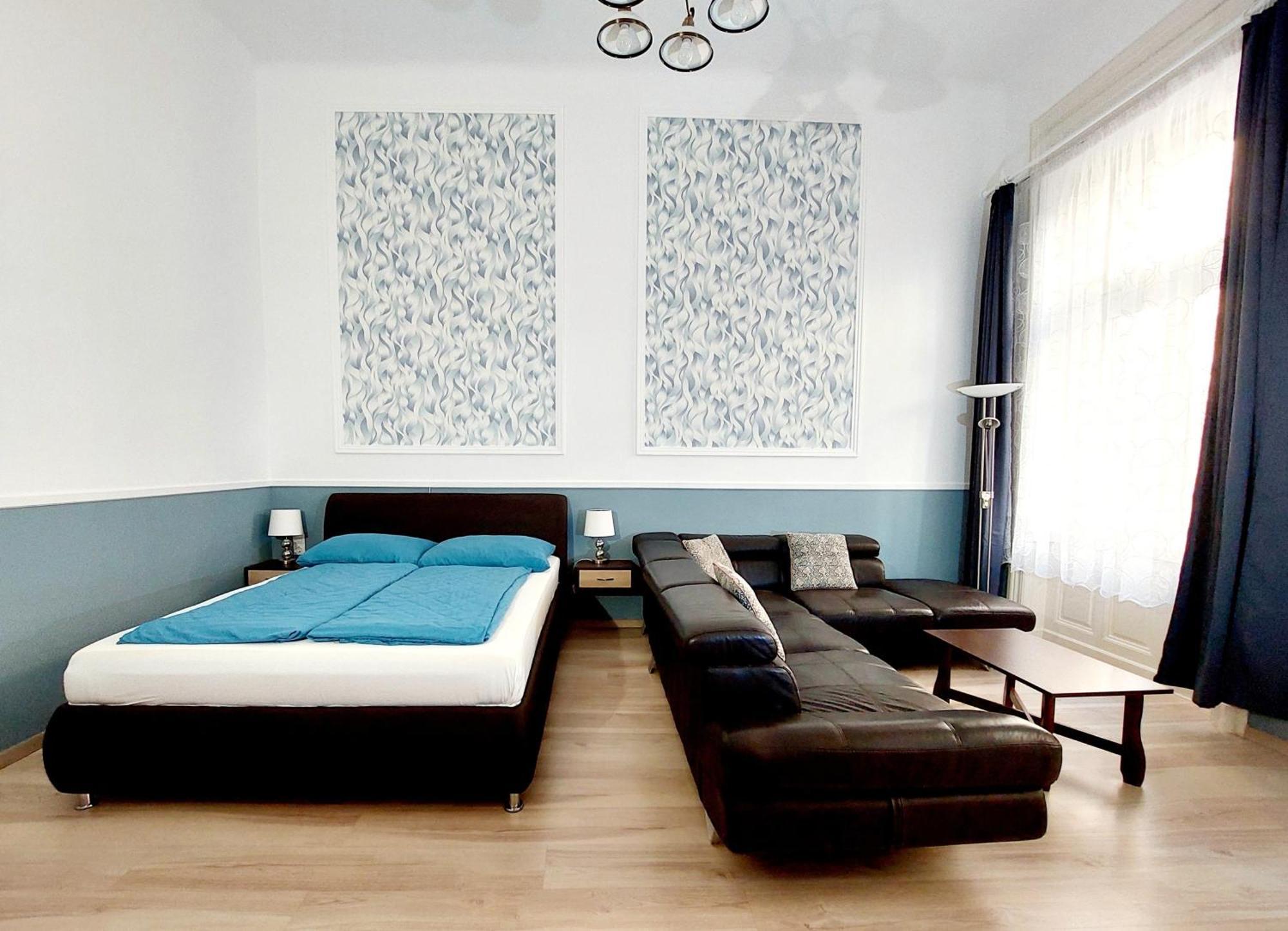Eoetvoes Apartman Budapesta Exterior foto